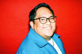Singer Raymond Salgado