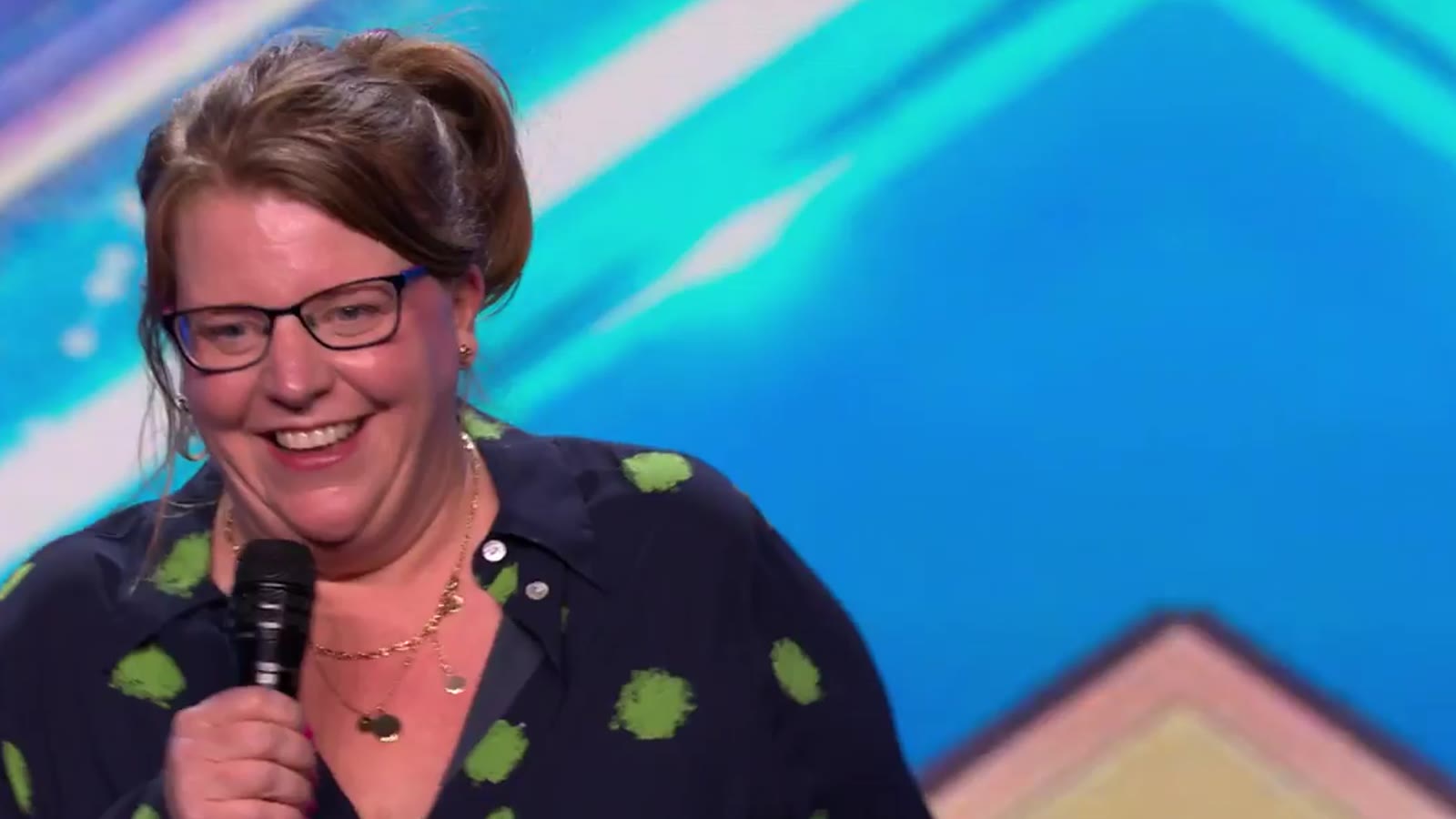 This Nurse Took Her Teenage Son Through a Car Wash for a Talk, and the BGT Judges Could Not Stop Laughing