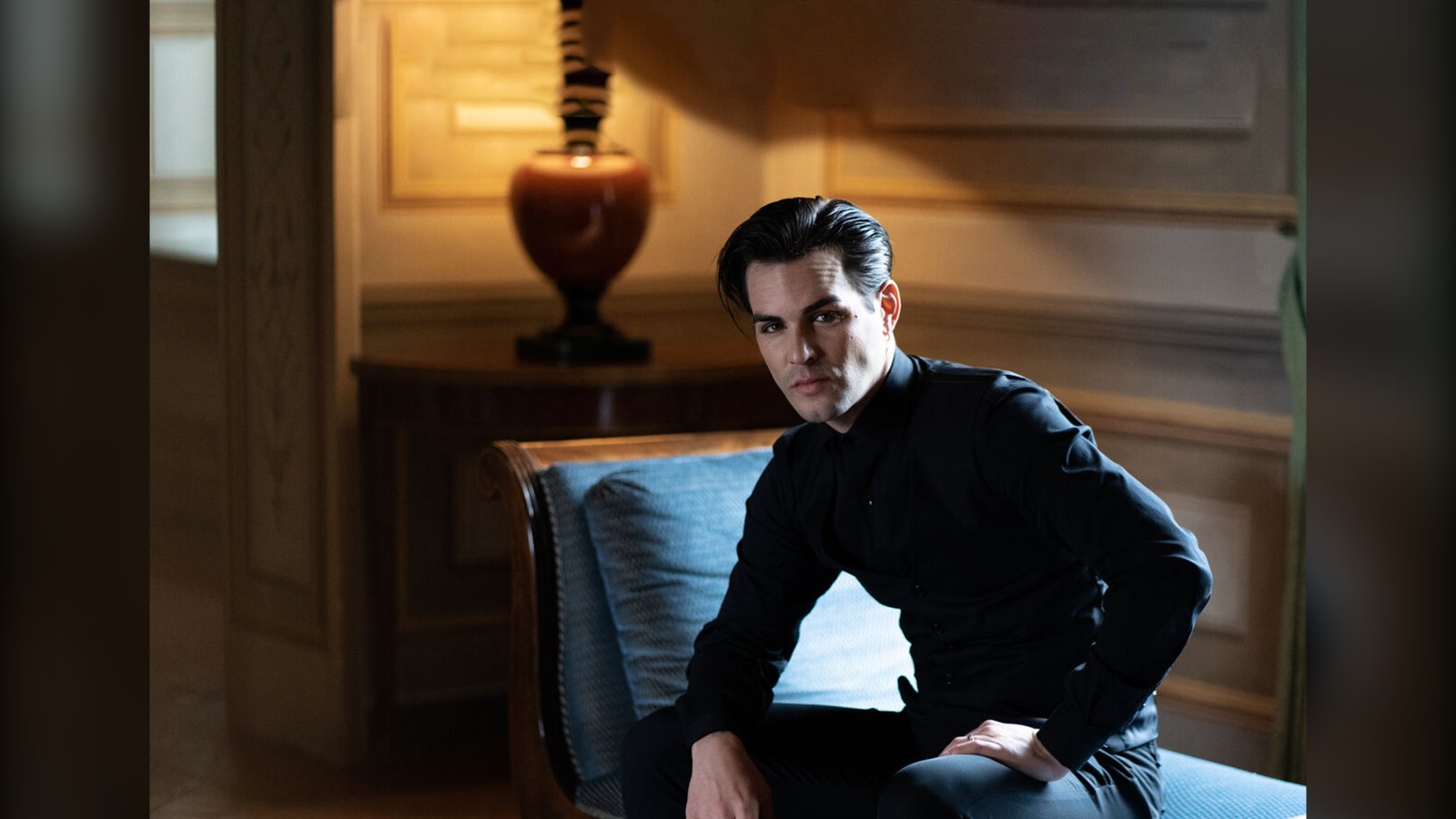 Nick Voss singer portrait